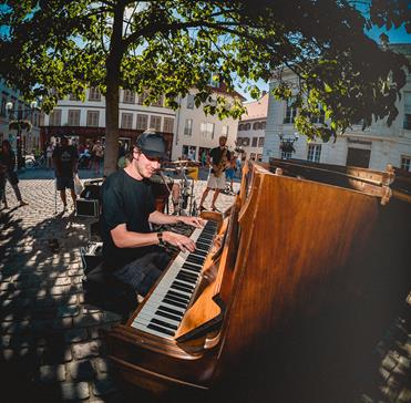 21.06.2022 10. Fete de la Musique (Foto 28 von Joshua Mack)