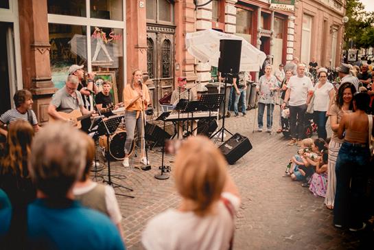 21.06.2022 10. Fete de la Musique (Foto 44 von Joshua Mack)