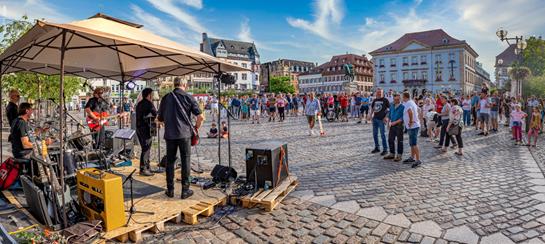 21.06.2022 10. Fete de la Musique (Foto 22 von Rolf Epple)